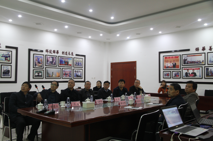 12陳維光處長李紹穩(wěn)處長在會議上做重要指導.png
