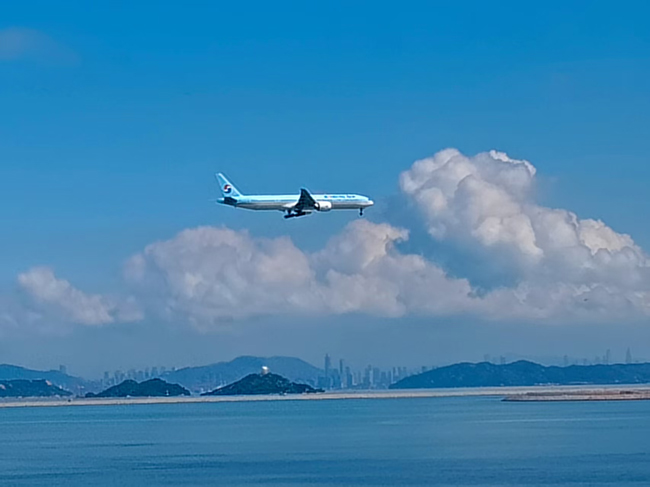 20到達(dá)香港機(jī)場.jpg
